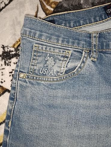 şortik kişi: Original U.S polo cins şortik,31 ölçü,1 dəfə geyinilib,qiymət 20 — 2