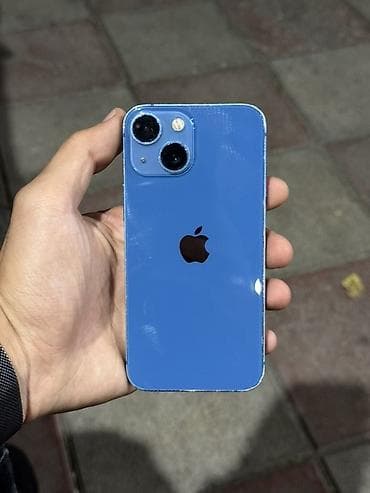 iphone 13 ekrani: IPhone 13, Mavi, Face ID — 2