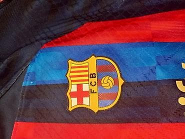 banner capı: Məhsul: FC Barcelona 2022/23 ev formasının Robert Lewandowski 9 — 6
