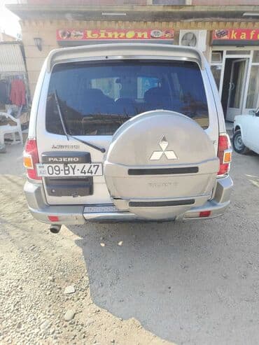 w202 ön fara: Mitsubishi Pajero: 3 l | 2001 il Ofrouder/SUV — 2