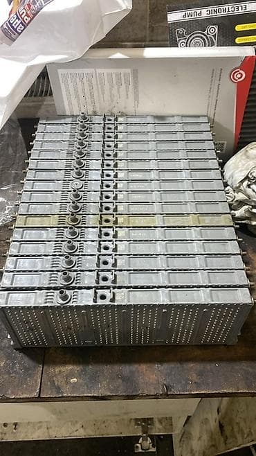 Toyoto prius Hibrid baterkalar . Yenidir. Real alıcıya endirim var