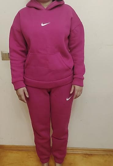 svitir: Nike qadın idman dəsti – kapüşonlu svitşört və şalvar - Rəng: tünd — 1