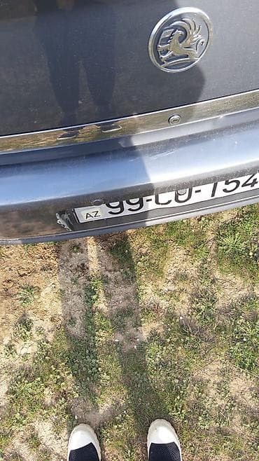 w203 disk: Opel Vectra: 2.2 l | Sedan — 6