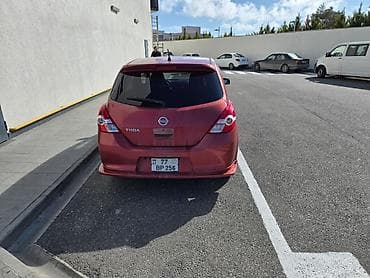 changan eado 2015: Nissan Tiida: 1.5 l | 2011 il Hetçbek — 4