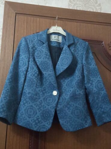 Türkiyə brendi, çox gözəl rəngi var. Qısa qolludur. Təzə kimidir