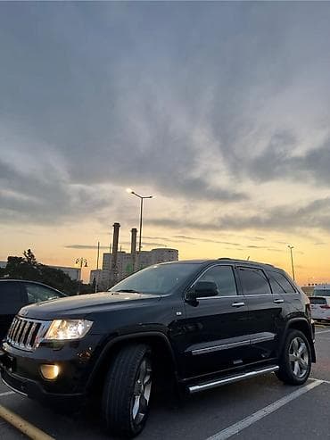 Jeep Grand Cherokee: 3.6 l | 2012 il 93500 km Ofrouder/SUV — 6