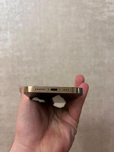 iphone 13 pro dubai qiymeti: IPhone 13 Pro, 128 GB, Qızılı, Barmaq izi, Simsiz şarj, Face ID — 6