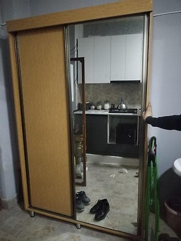 Dolab satilir‼️ 150 azn Eni 140 Derinlik 50 Hundurluk 220 Sumqayıtx