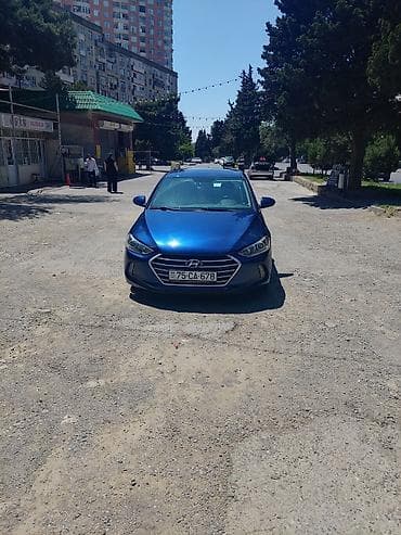 Hyundai Elantra: 2 l | 2017 il Sedan — 3