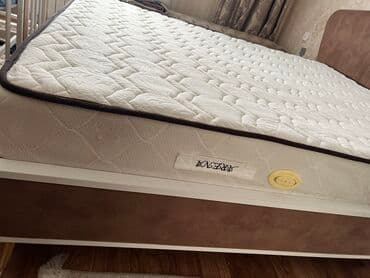 Спальные гарнитуры: Б/у, Двуспальная кровать, Без подьемного механизма, С матрасом, Без выдвижных ящиков, Турция — 4