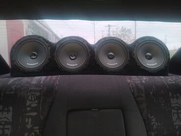 Avtomobil üçün tam akustik sistem satılır. Tərkibi və xüsusiyyətləri