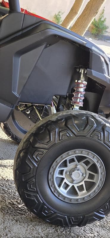 детские вещи на 9 лет: Uşaq elektro UTV buggy - Model üzərində “mx-UTV” və “2000” işarələri — 7
