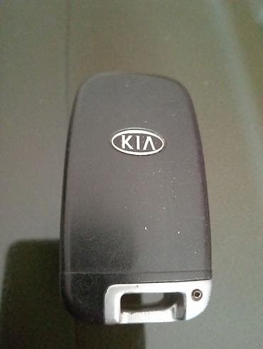Avtomobil satışı: Kia avtomobili üçün original pult açarı satılır. İşlək vəziyyətdədir — 2