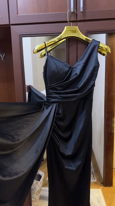 meqa maks: Ziyafət donu, Maksi, S — 2