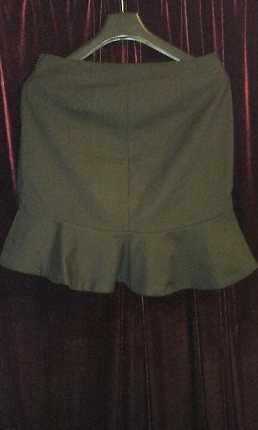 deri yupka: Ətək çox gözəl mayerialı var zaradan alınıb s m razmer — 4