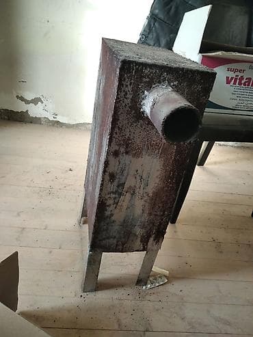 mini peç: Qalin demirdir içi yigilmadir bine qesebesi 45 manat — 1