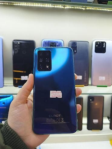 qlazok kamera: CUBOT smartfon Xüsusiyyətlər: - Parlaq mavi gövdə, arxa tərəfdə — 1