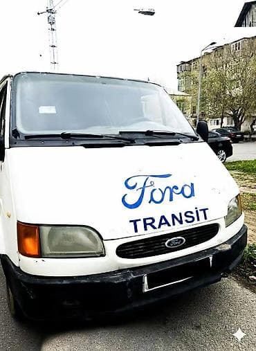 Ford Transit yük mikroavtobusu - Kuzov: qapalı furqon, 2 ön qapı +