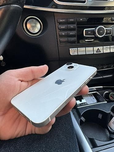 appel: IPhone 14, 128 GB, Starlight — 1