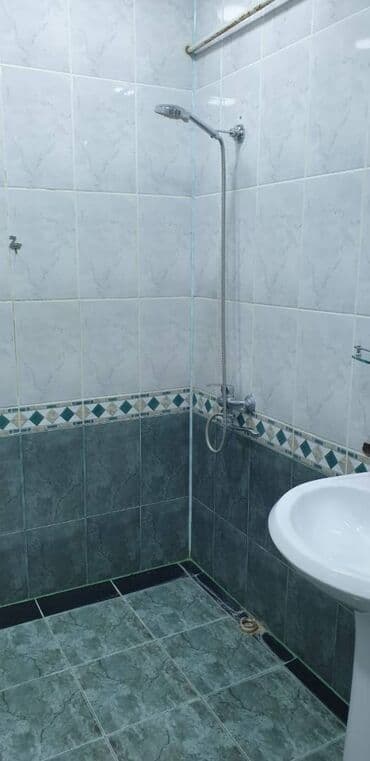 bina az musfiq qesebesi kohne tikili: Xətai rayonu,Əhmədli ktv-nin yanı.14 mərtəbəli binanın,3-cü — 4