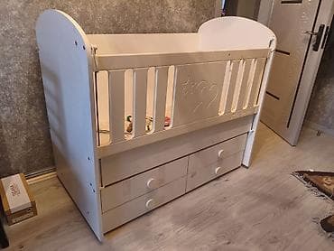 Oğlan və qız üçün, Dördbucaq, Beşik, Matrassız, Yellənmə mexanizmsiz