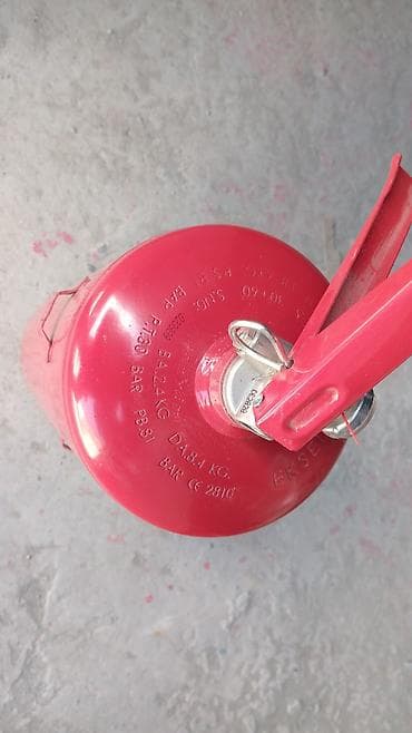 Aksesuarlar və tüninq: Yanğın təhlükəsizliyi üçün komplekt avadanlıq Tərkib: - Tozlu — 4