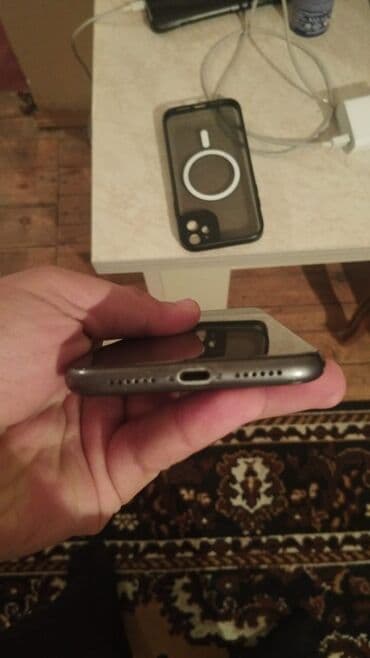 Apple iPhone: IPhone 12, 128 GB, Qara, Face ID — 6