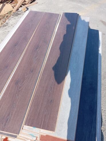 ən ucuz kafel metlax: Laminat təzədir heç istifadə olunmuyub sadəcə hər rəngdən az qaldığı — 3