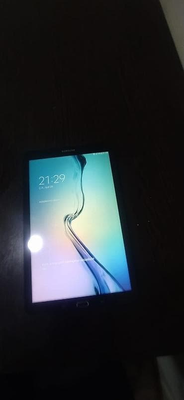 samsung komputer: Samsung planşet - Model: Samsung Galaxy Tab A (8.0 düym seriyası; ön — 1