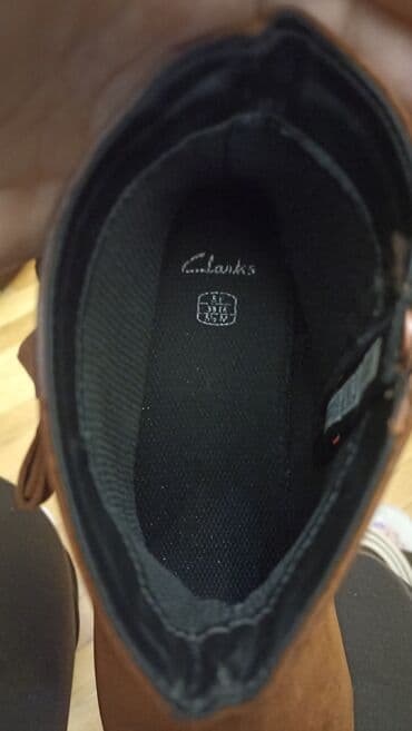 qiz ucun botlar: Clarks qadın botları - Model: qısa boğazlı, yandan fermuarlı - Rəng — 4