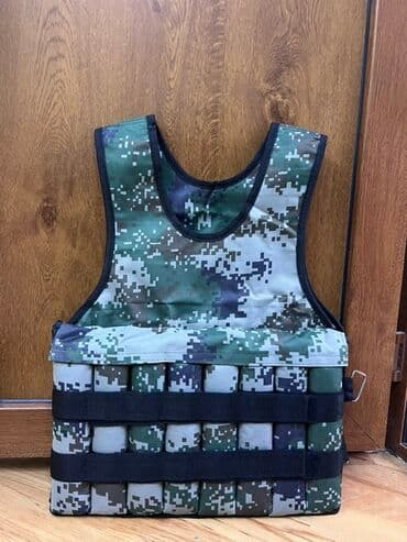 stringer alt paltari: Kamo rəngli ağırlıq yeleyi turnik artırmaq üçün arıqlamaq üçün qaçış — 1