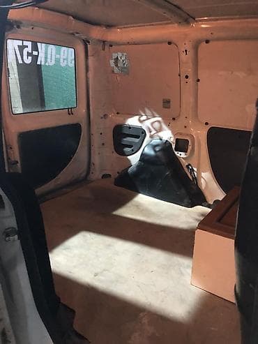 furqon ceşka: Fiat Doblo Cargo furgon - Korpus: ağ rəngli, ikiqat sürgülü yan qapı — 8