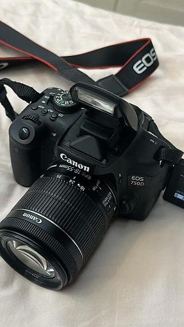 et ceken: Canon EOS 750D DSLR fotoaparat + EF-S 18-55mm IS STM obyektiv - — 1