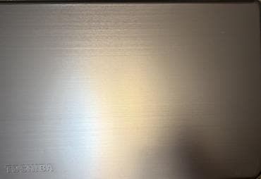 Toshiba: Toshiba Satellite noutbuku Xüsusiyyətlər: - Ekran: 15.6" LED, HD — 3