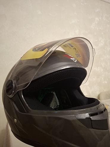 elektrik matorları: Motorsiklet dəbilqəsi – SABRINA brendi - Tip: Tam üzlü (full-face) - — 2