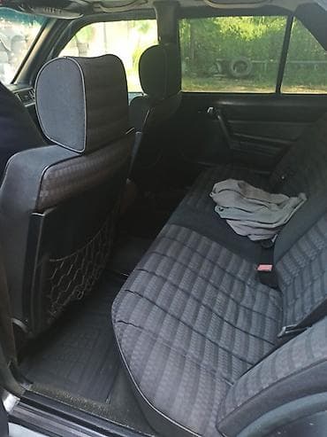 mersedes g 63: Mercedes-Benz 190 (W201): 2 l | 1991 il Sedan — 9