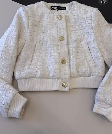 usta geyimi: ZARA qadın jaketi – tweed fakturalı, krem/ağ rəngdə qısa kəsim. - — 1