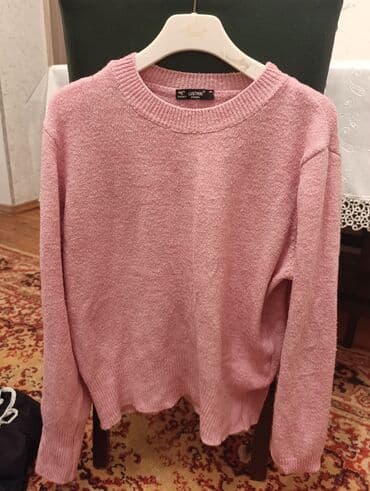 dəs paltar: Qadın geyimləri dəsti istənilən 3u 5 manat 1) Açıq bej rəngli uzun — 7