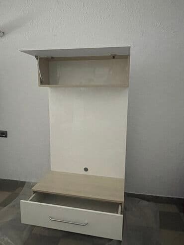 аренда помещения под салон красоты: Новый, Прямой ТВ стенд, С полками, Деревянный, Турция — 5