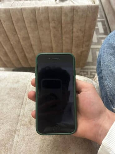 telefon iphone 6: IPhone 7, 32 GB, Qara, Barmaq izi — 6