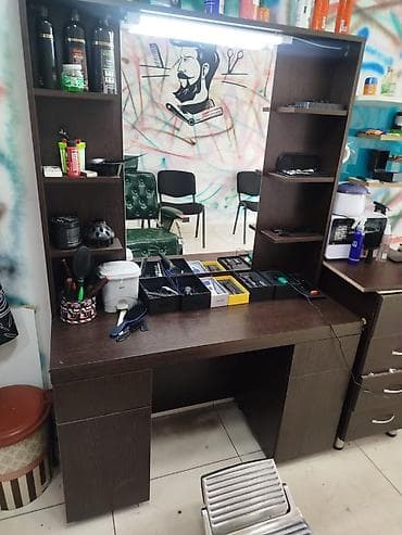 berber masasi: Düz masa, Siyirməli, Polkalı, Teksturalı laminat, Kredit yoxdur — 2