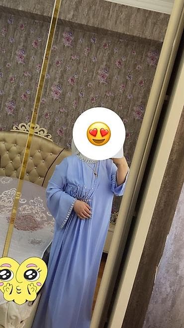 Mavi rəngdə, uzun və sərbəst kəsimli abaya/geyim. - Yumşaq, axıcı lalafo.az -da Mavi rəngdə, uzun və sərbəst kəsimli abaya/geyim. - Yumşaq, axıcı