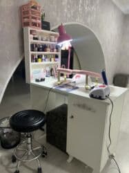 maslar: İşlənmiş, Manikür üçün masa, Güzgüsüz — 2