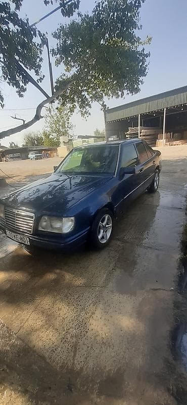mercedes 210 ehtiyyat hissəsi: Mercedes-Benz E-Class: 2.5 l | 1992 il Sedan — 2