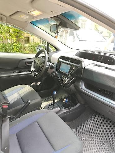 Продажа авто: Toyota Aqua: 1.5 л | 2020 г. Хэтчбэк — 10