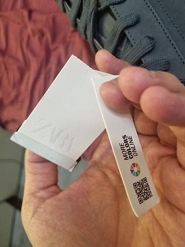 Туфли: Zara kishi kedləri
Tep teze 45 olcu — 4