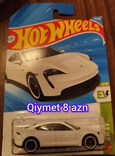 kohne pullar aliram: Hot Wheels kolleksiya wotcap - Model: Ferrari F40 Competizione (bir — 8