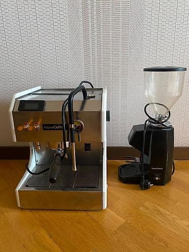 Professional kofe aparati ve grinder birlikde 800 Azn. Unvan Baki lalafo.az -da Professional kofe aparati ve grinder birlikde 800 Azn. Unvan Baki