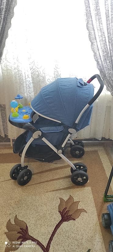 oyuncaql: Uşaq arabası – mavi rəng, yüngül alüminium karkaslı.(az istifadə — 3