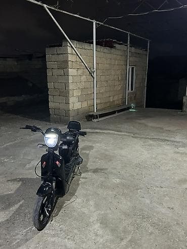 kugoo m4 pro: RKS - sks, 50 sm3, 550 km — 1